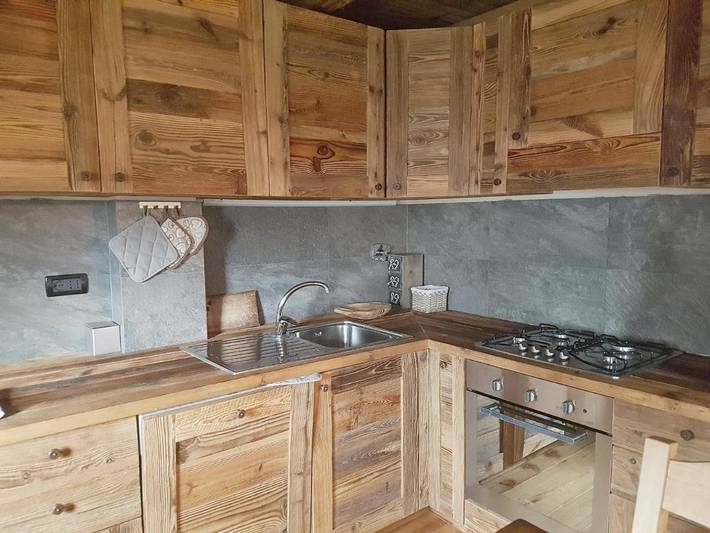 Gîte pour 9 personnes, avec vue et jardin dans Antagnod - 4