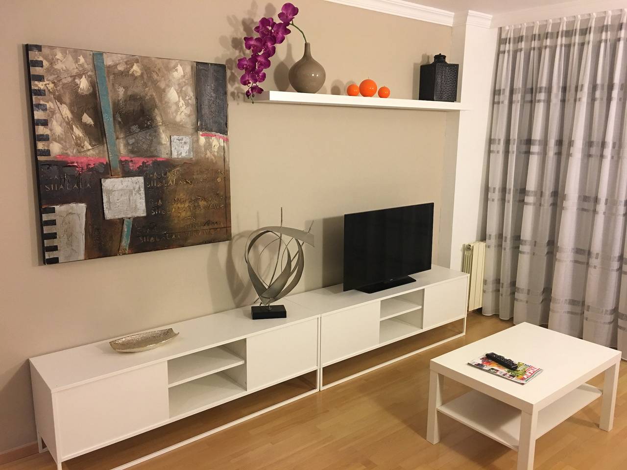 Apartamento entero, Apartamento espacioso en Terrassa con piscina compartida, 85 m² in Tarrasa, Interior de Barcelona