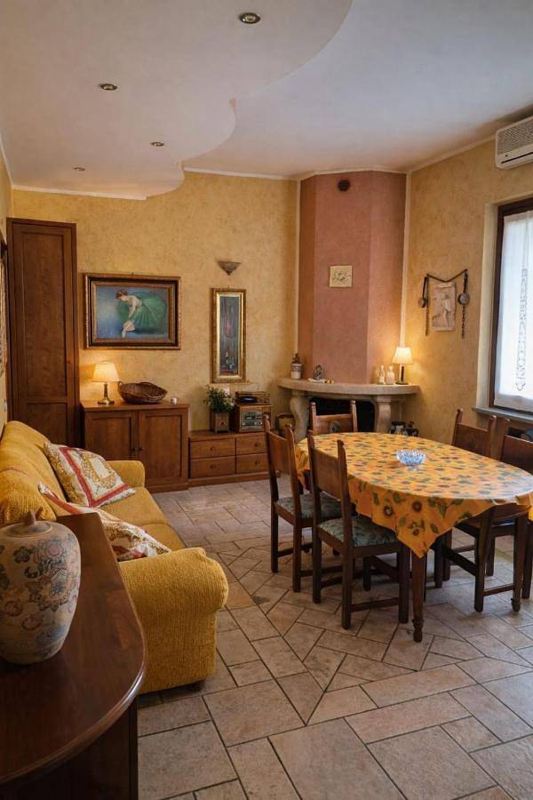 Gîte pour 5 personnes, avec vue et jardin à Magenta - 4