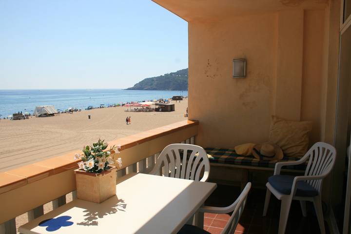 Gîte pour 4 personnes, avec Balcon à Pals - 2