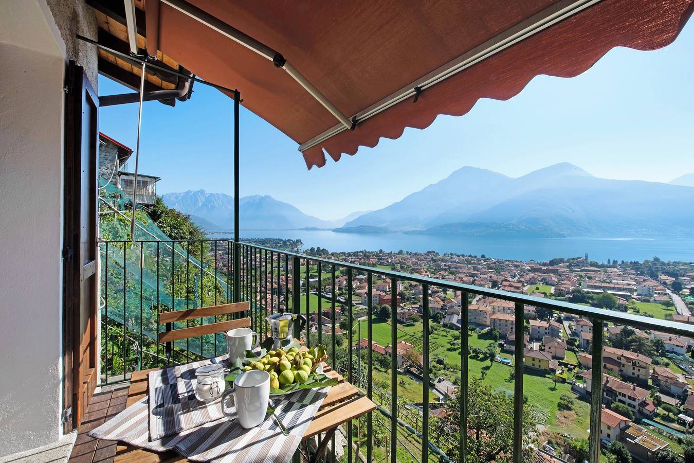 Apartment for 2 People in Dongo, Lake Como