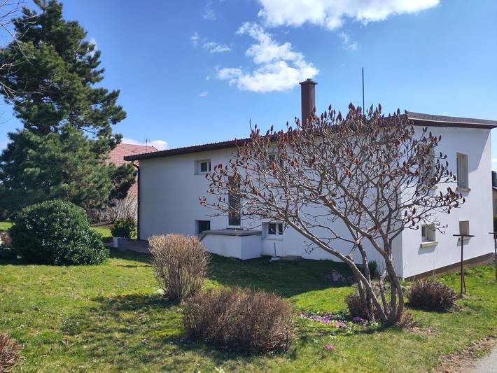 Gîte pour 6 personnes, avec jardin et terrasse, animaux acceptés