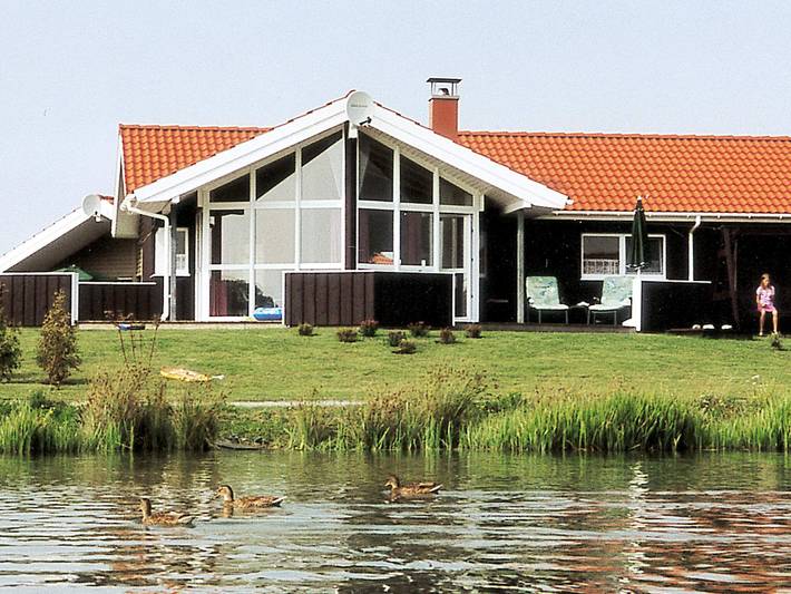 Ferienhaus für 6 Personen, mit Terrasse und Garten sowie Sauna in Otterndorf - 2