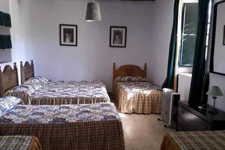 Gîte pour 28 personnes, avec jardin et terrasse à Casarabonela - 2