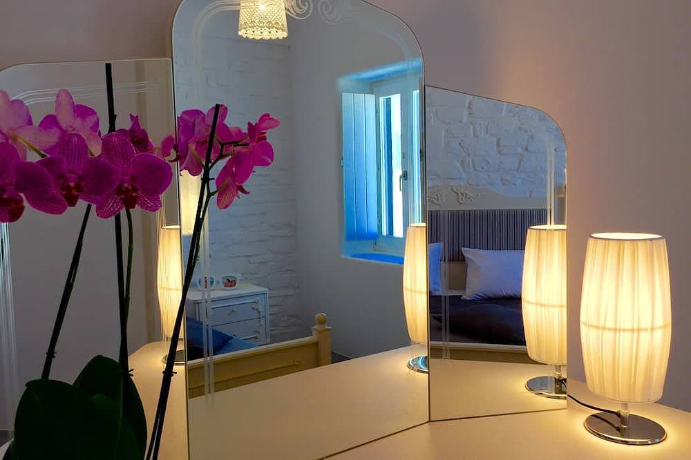 Luxusvillen mit Pool, Hydromassagen und Meerblick (max. 15 Personen) in Aliki, Paros