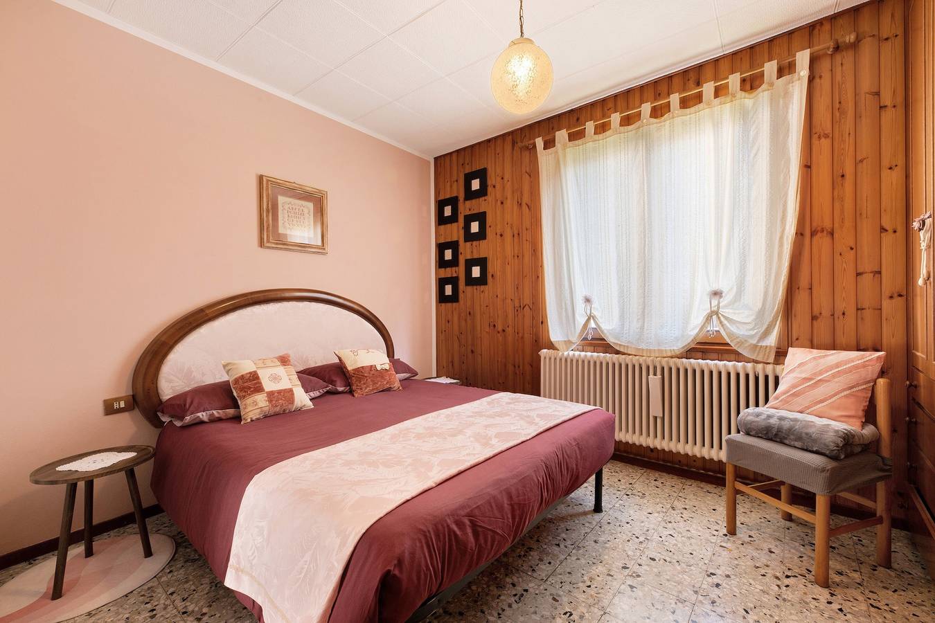 Appartamento intero, La Casetta di Marilena – balcone con vista montagna, vicino al Lago di Como in Comune di Cortenova, Alpi Orobie Occidentali