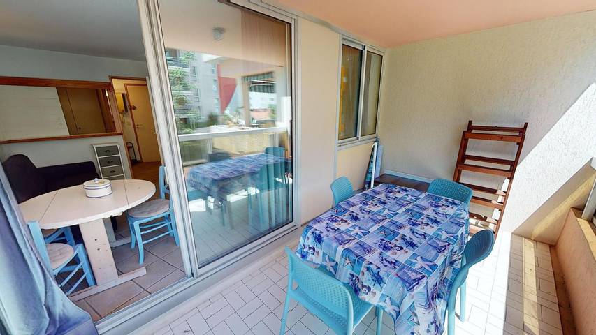 Gîte pour 3 personnes, avec piscine ainsi que balcon/terrasse et balcon, animaux acceptés à Roquebrune-Cap-Martin - 2