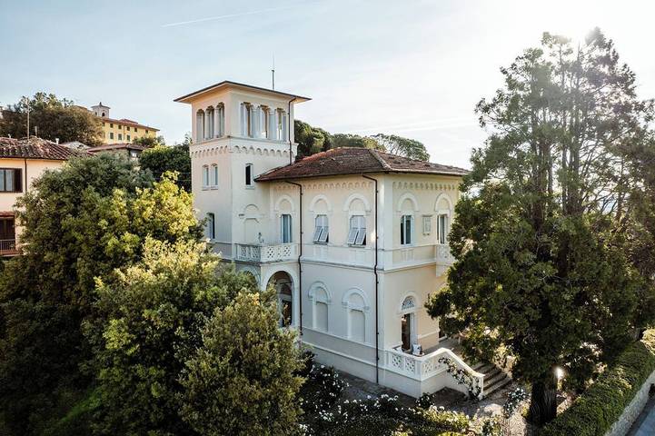 Villa per 12 persone, con animali domestici in Montecatini Terme