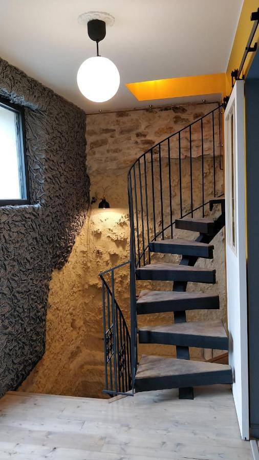 Two-Bedroom House in Rochecorbon, Région de Tours