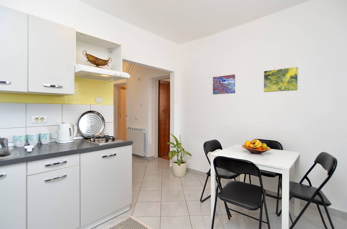 Ganze Wohnung, Ferienwohnung für 4 Personen mit Terrasse in Pula-Medulin, Pula