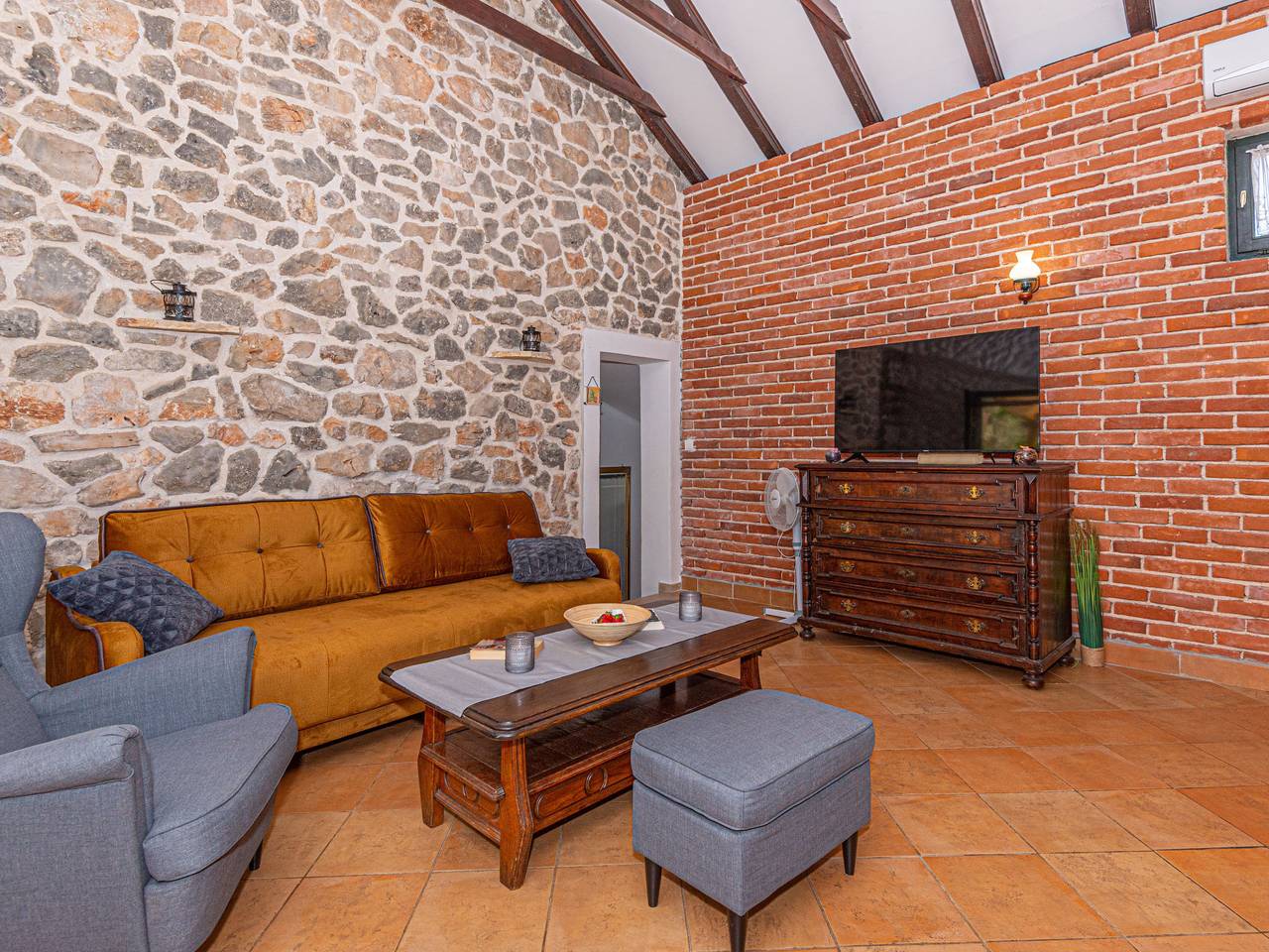 Okit in Vodice, Šibenik-Knin