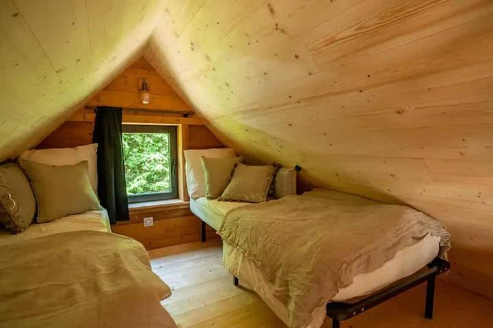 Gîte pour 4 personnes, avec piscine à Barbey-Seroux - 4