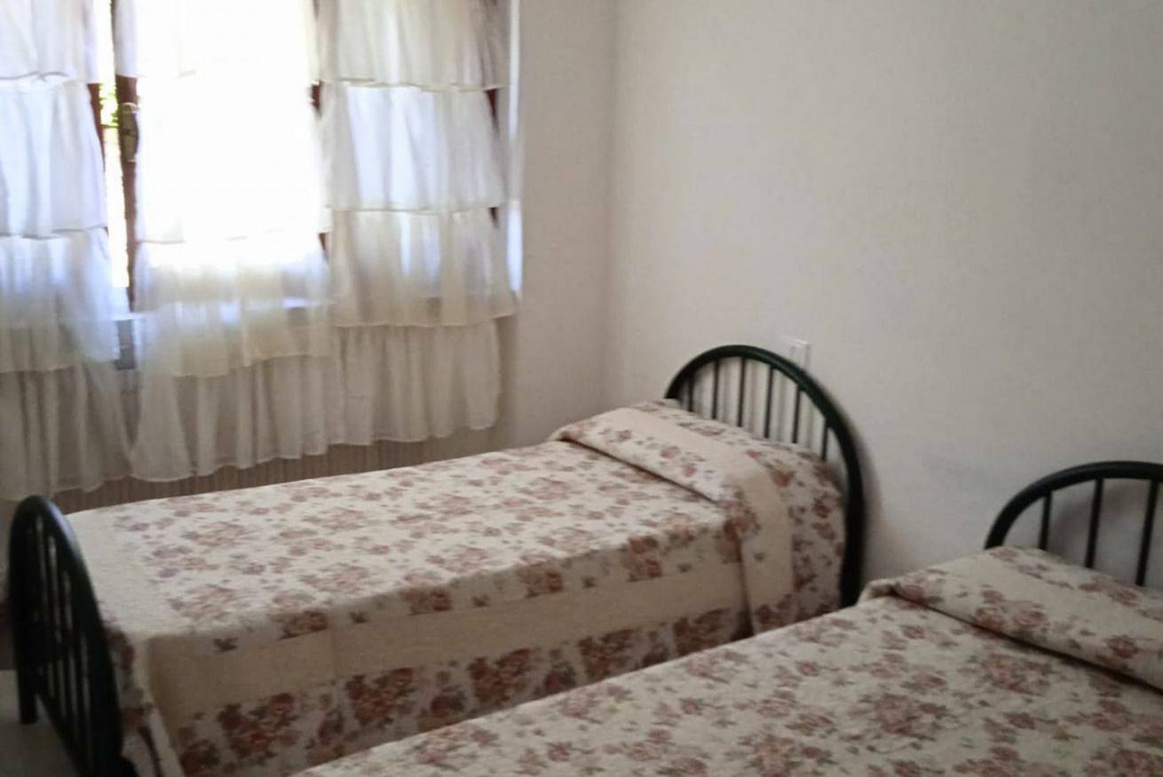 Entire apartment, Holiday Home Il Pontile Trilo 4 ground floor in Marina di Massa, Massa