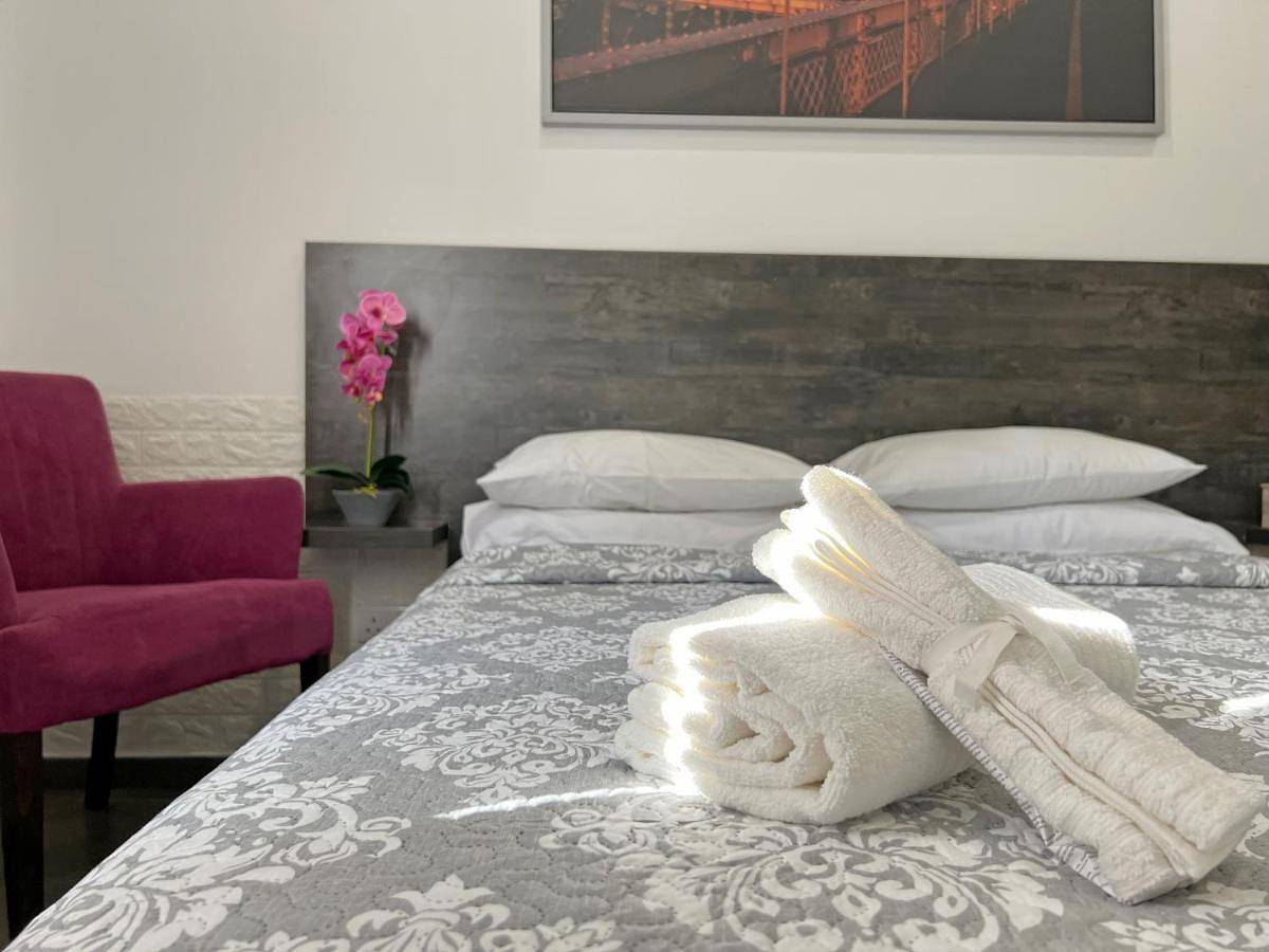 Apollo Rooms by Albert's Apartment in Larnaka, Larnaca Bezirk