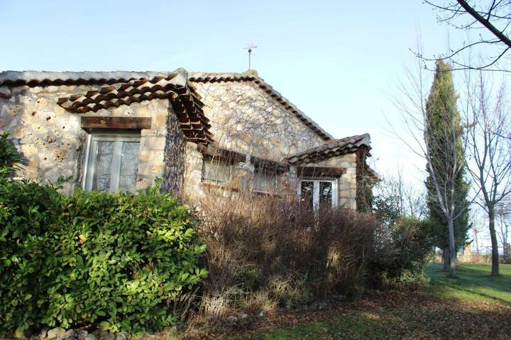 Casa rural para 10 personas, con Balcón y Terraza además de Jardín y Piscina en Encinas - 4