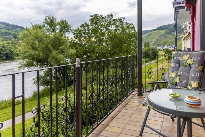 Ferienwohnung für 2 Personen, mit Balkon in Zell Stadt (Mosel) - 4