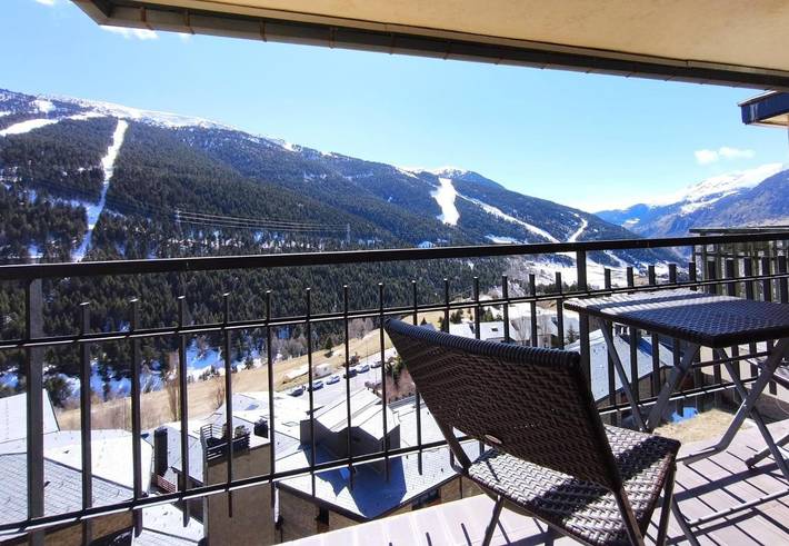 Appartement de vacances pour 8 personnes, avec Balcon ainsi que Terrasse et Vue