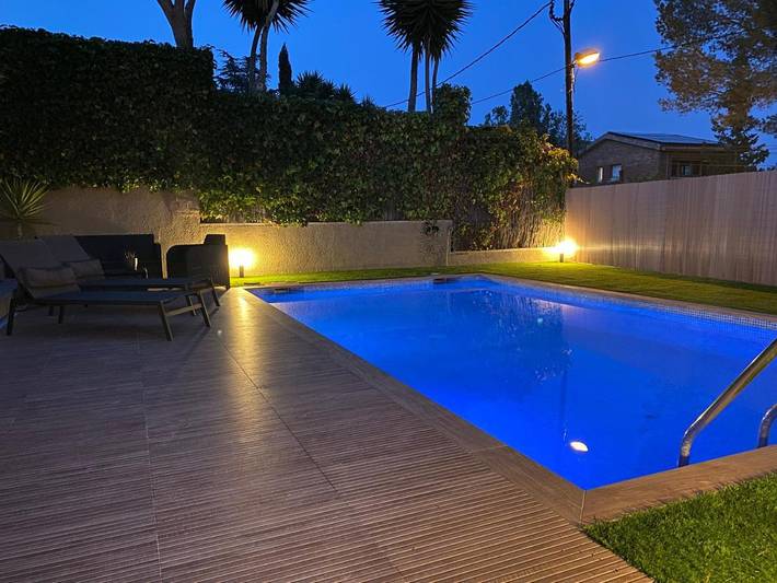 Chalet para 6 personas, con Terraza además de Piscina y Vistas en Bajo Llobregat - 4