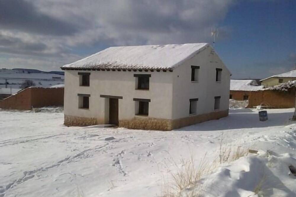 Berlanga De Duero, Cañón De Río Lobos    Burgo De Osma, San Baudelio, in Berlanga de Duero, Provincia de Soria