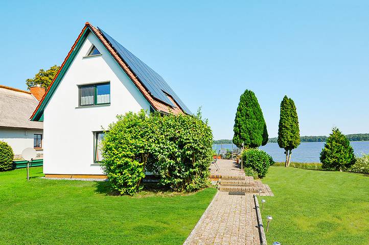 Ferienhaus für 4 Personen, mit Balkon und Terrasse sowie Garten und Ausblick in Torgelow am See