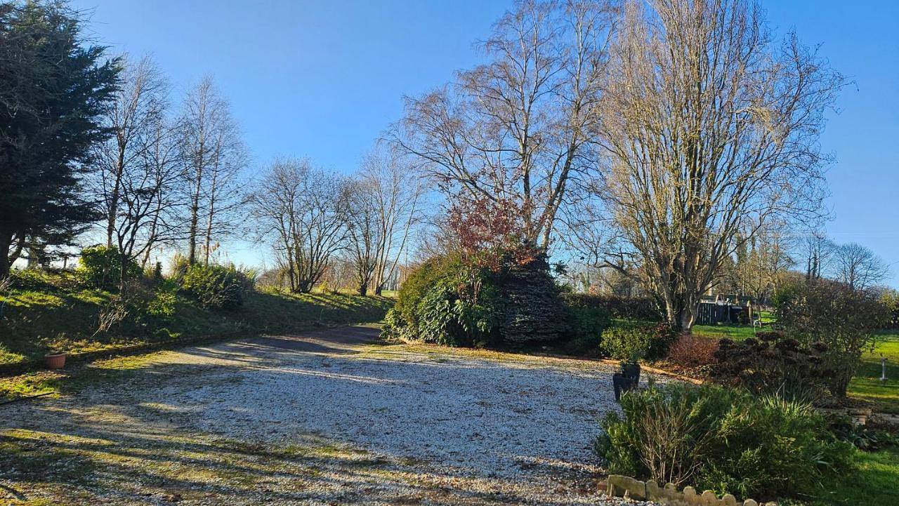 Double Room with Garden View in Mantilly, Parc naturel régional Normandie-Maine