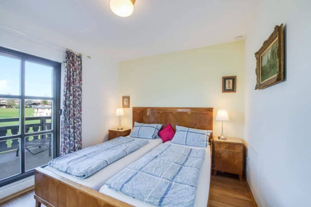 Ganze Wohnung, Alpenblick, Wohnung mit Terrasse und Balkon in Eggstätt, Chiemsee