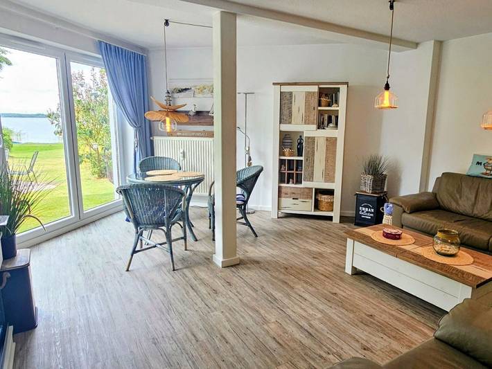 Ferienwohnung für 3 Personen, mit Seeblick und Garten - 1