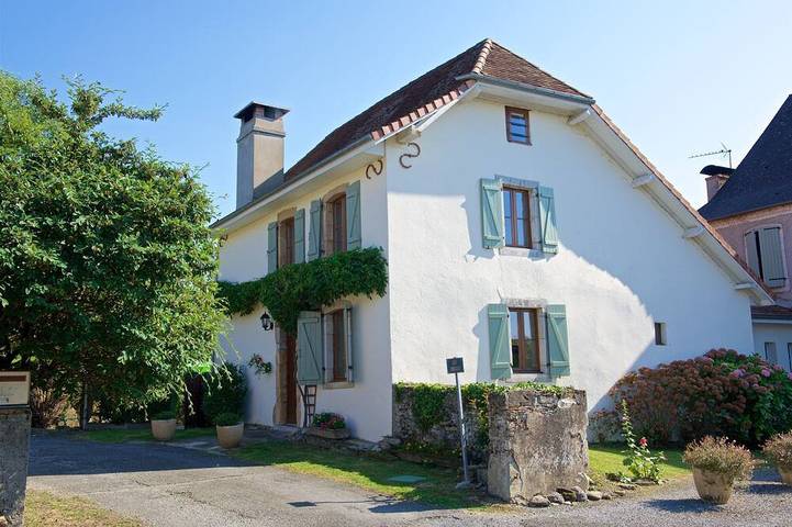 Gîte pour 9 personnes, avec Jardin