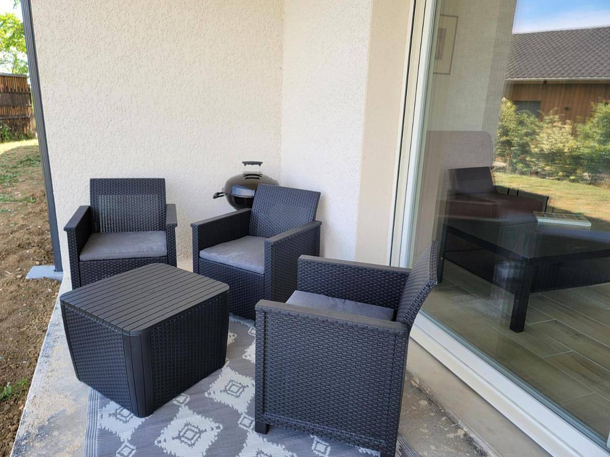 Three-Bedroom House in Carlus, Région d'Albi