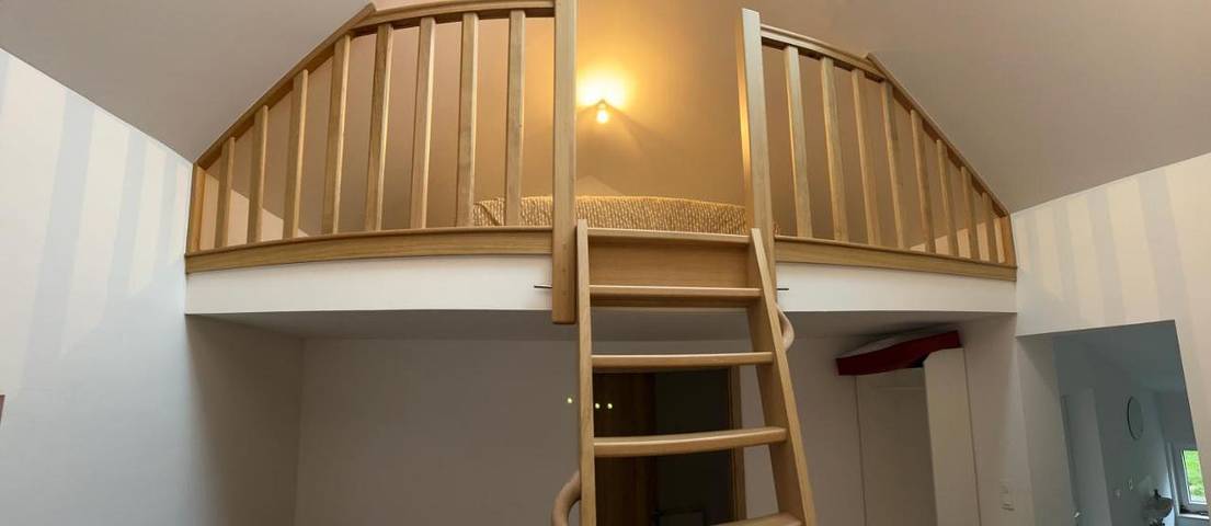 Location de vacances pour 2 personnes, avec Jacuzzi et Terrasse ainsi que Jardin et Vue dans Sy
