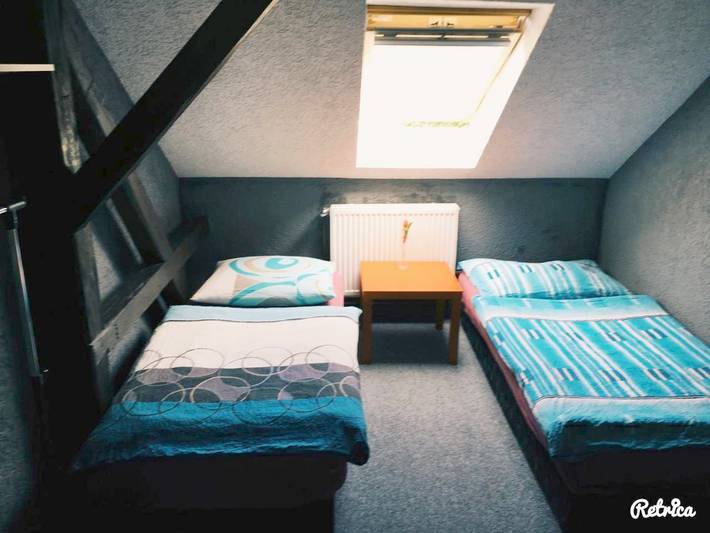 Gîte pour 3 personnes, avec terrasse et jardin à Rozvadov