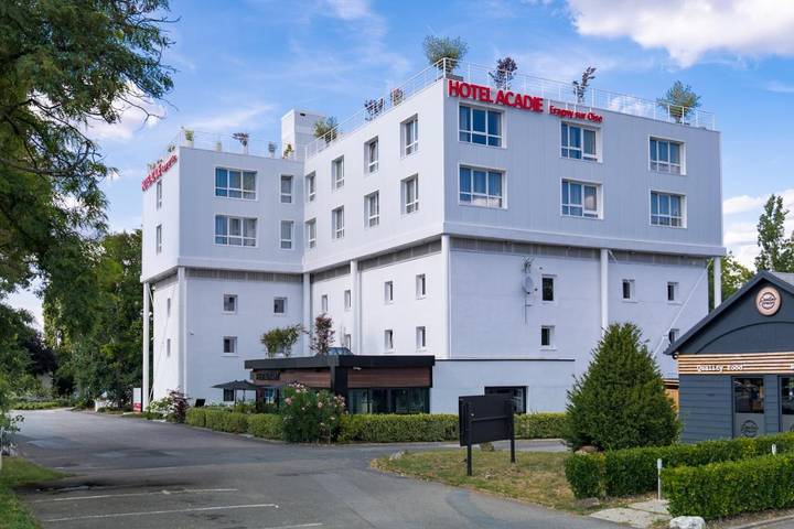 Hôtel pour 3 personnes, avec jardin dans Éragny-sur-Oise