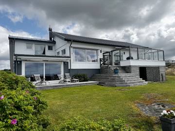 Ferienhaus für 10 Personen, mit Garten und Whirlpool sowie Sauna und Terrasse in Kungsbacka