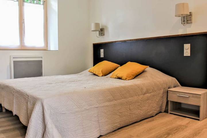 Gîte pour 5 personnes, avec piscine à Saint-Vincent-de-Cosse - 2