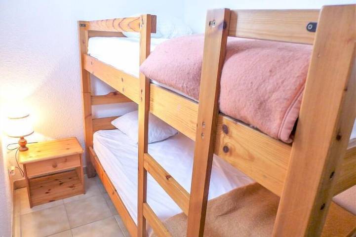 Gîte pour 4 personnes, avec piscine et bassin pour enfant ainsi que terrasse et jardin dans Plage de l'Uhabia - 2