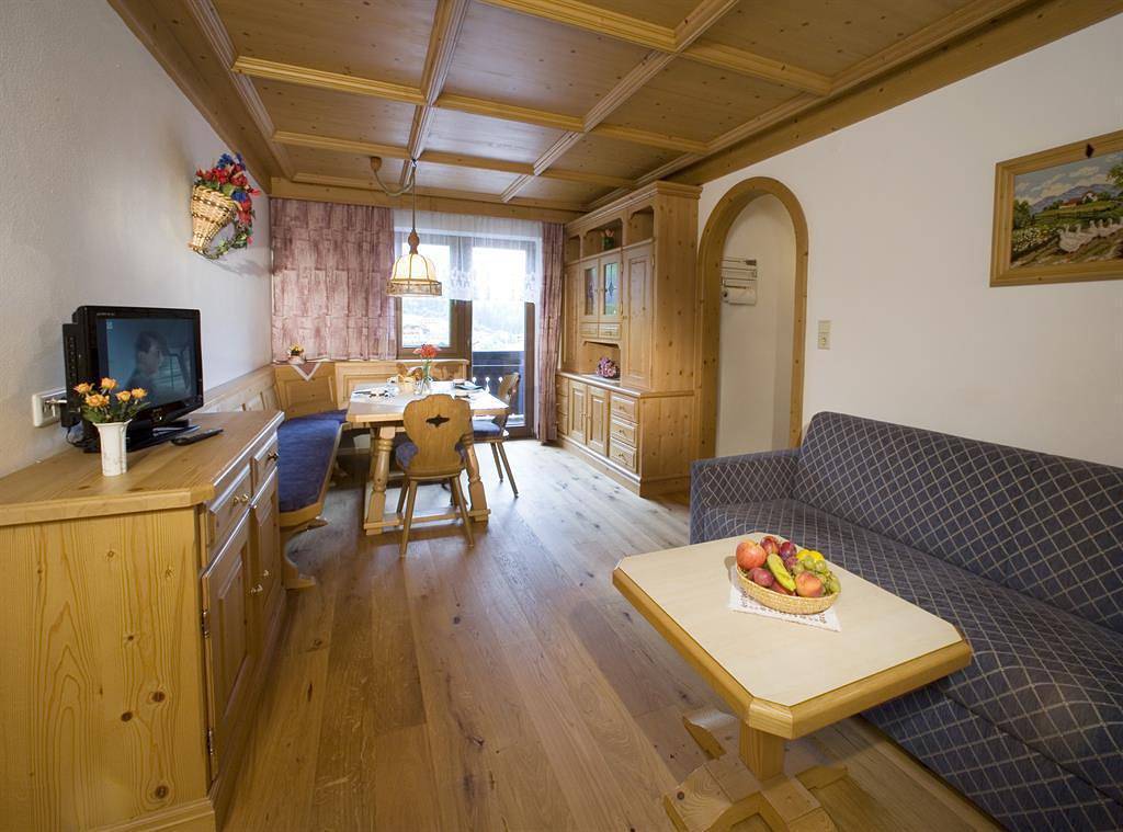 Apartamento vacacional entero, Gästehaus Peter in Fügen, Ski-Optimal Hochzillertal