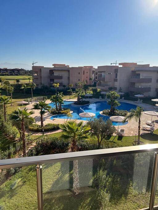 Gîte pour 4 personnes, avec balcon ainsi que vue et piscine dans The Montgomerie Marrakech