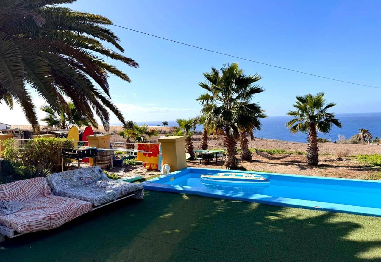 Adeje - Twinfin Hostel & Surf Yoga Camp in Adeje, Tenerife du Sud