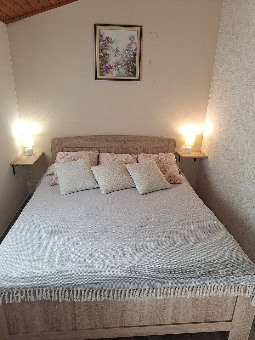 Ganze Wohnung, Beach Apartment Stana A2+2 for 4 Persons with Balcony in Materada, Porec und Umgebung