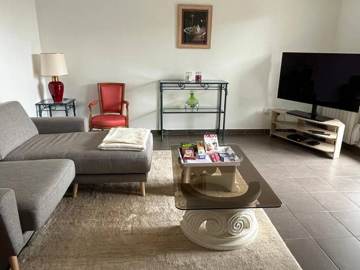 Gîte pour 4 personnes, avec Terrasse et Vue à Craponne