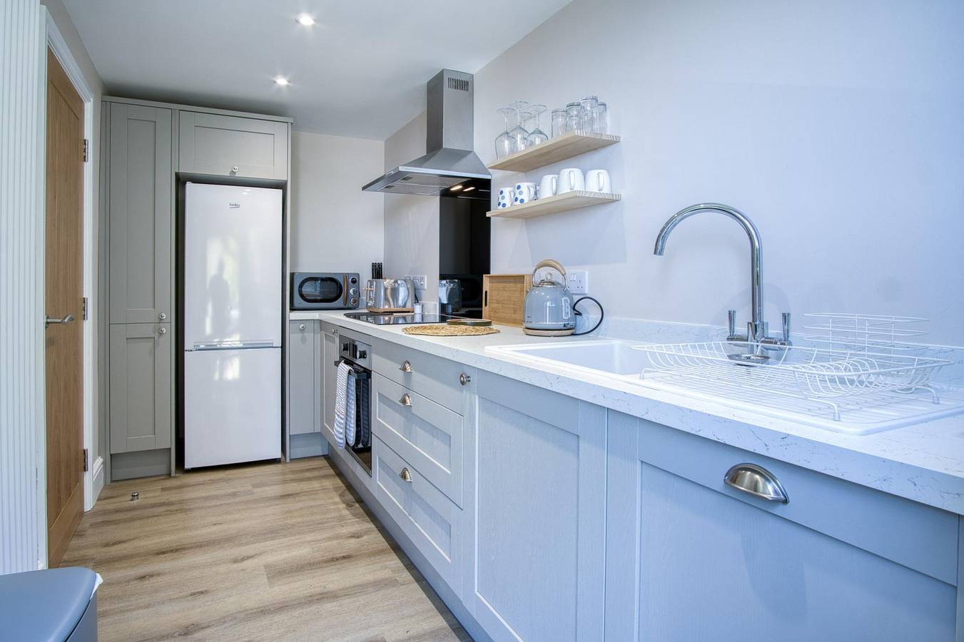 Entire apartment, Waterfront 2 - 2 Bedroom Apartment - Wisemans Bridge in Amroth, Pembrokeshire