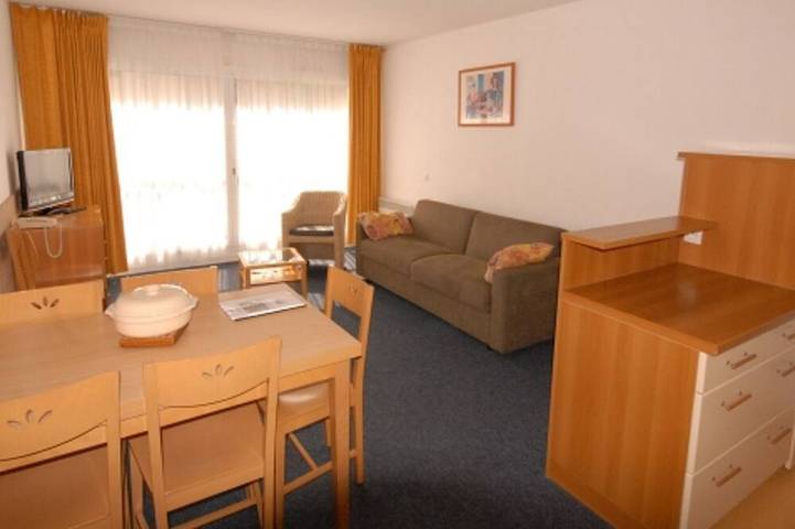 Chalet pour 6 personnes, avec piscine dans Gourette - 2