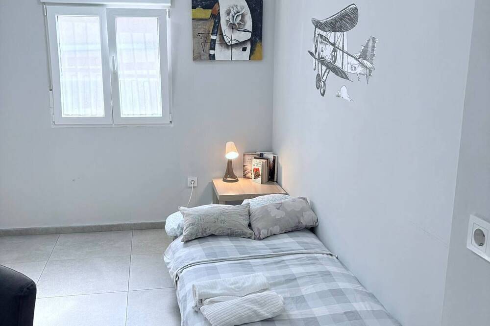 Apartamento entero, Encantador apartamento de 2 dormitorios en Elx, España in Elche, Provincia de Alicante