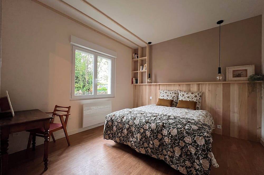 Morgane's house, 450 meters from the beach in Vaux-sur-Mer, Côte de Beauté