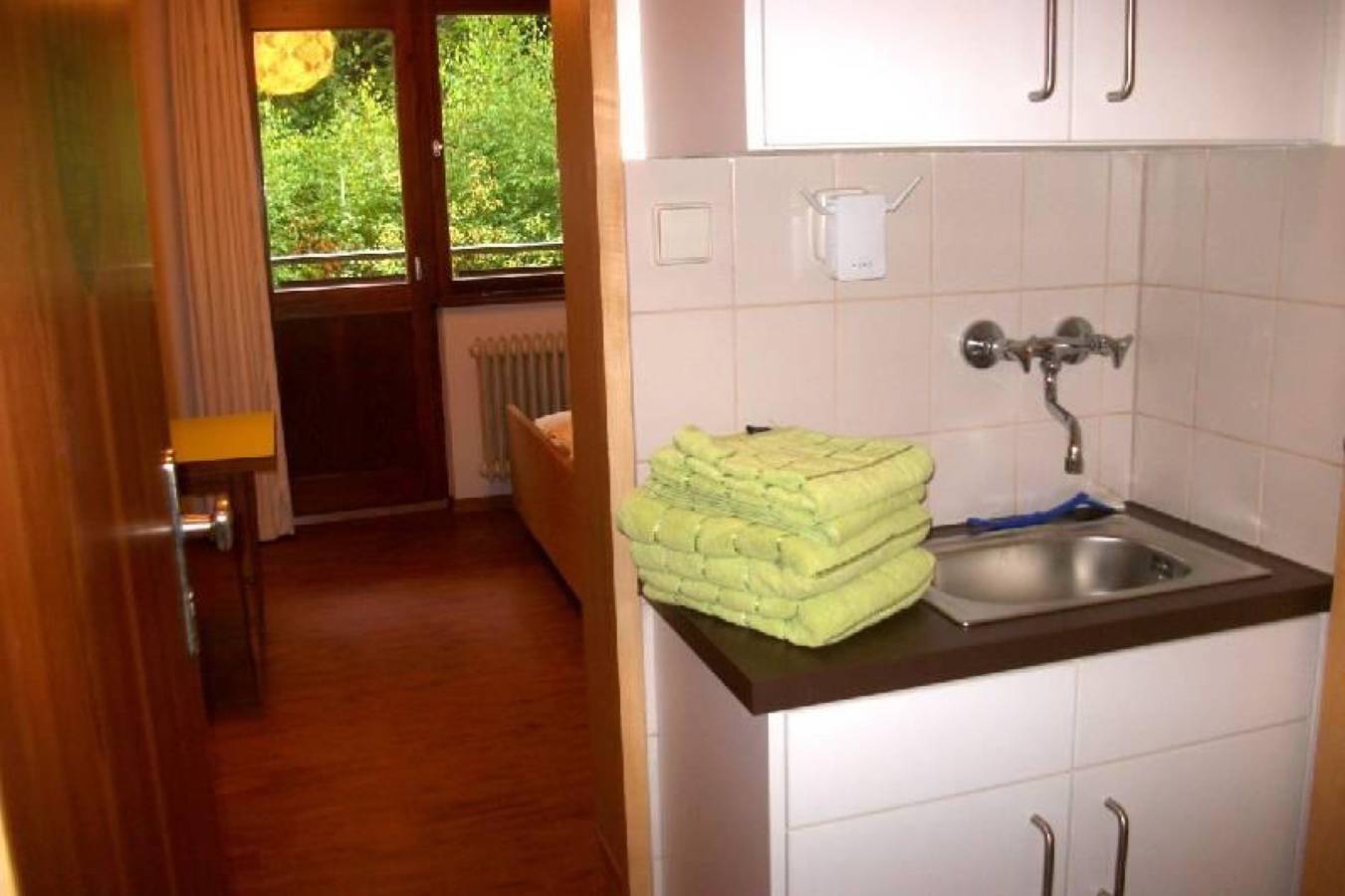 Ganzes Studio, Studio '4' mit gemeinsamer Terrasse, Balkon und Wlan in Suedlicher Schwarzwald, Dachsberg