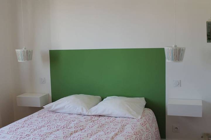 Location de vacances pour 4 personnes, avec jardin et terrasse dans Plage Sables Blancs - 2