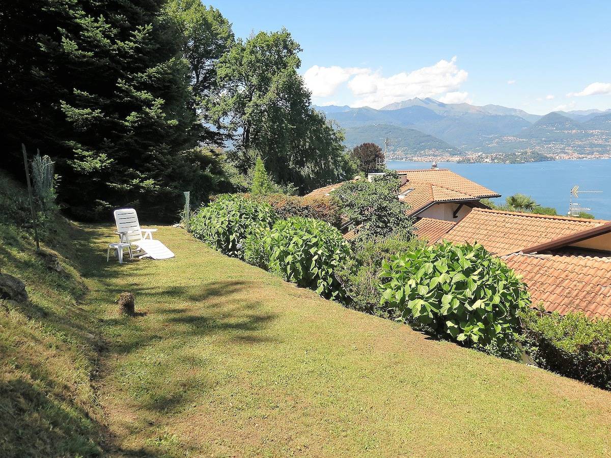 Ganze Wohnung, Thommy apartment in Stresa with  lake view in Stresa, Comune di Stresa