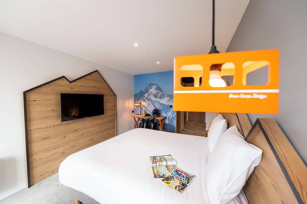 Appartement entier, Près des Pistes! Chambre Cosy avec Vue Village | By Leavetown in Vénosc, Les Deux Alpes