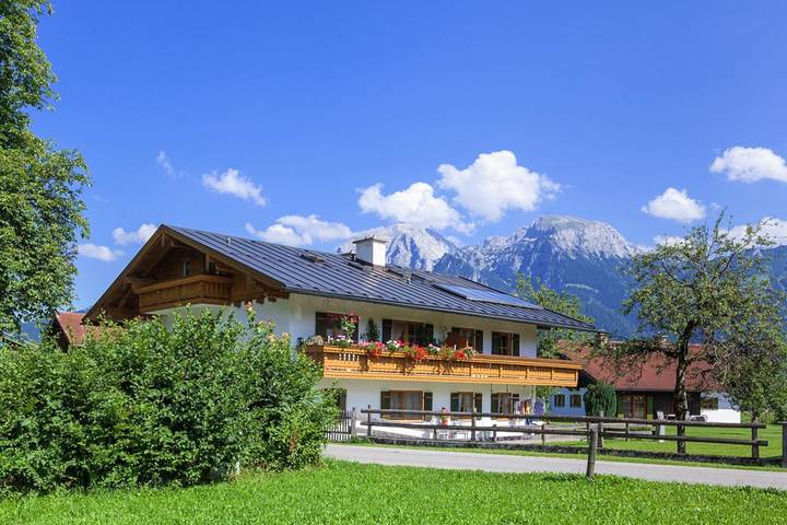 Ganze Ferienwohnung, Ferienwohnungen Löslerlehen - Ferienwohnung Grünstein, 28 qm, 1-2 Personen, 1 separates Schlafzimmer, Balkon in Schönau am Königssee, Berchtesgadener Alpen