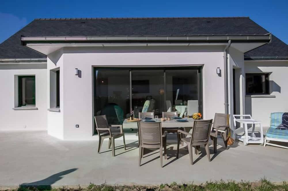 Ericaro by Interhome in Fouesnant, Côte de Cornouaille